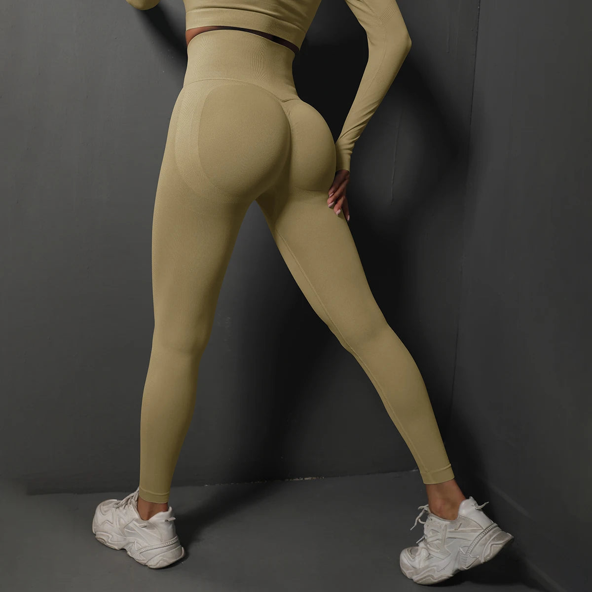 Womens Gym Tracksuit: Seamless Tight Fit